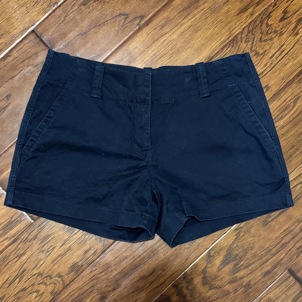 Vineyard Vines shorts